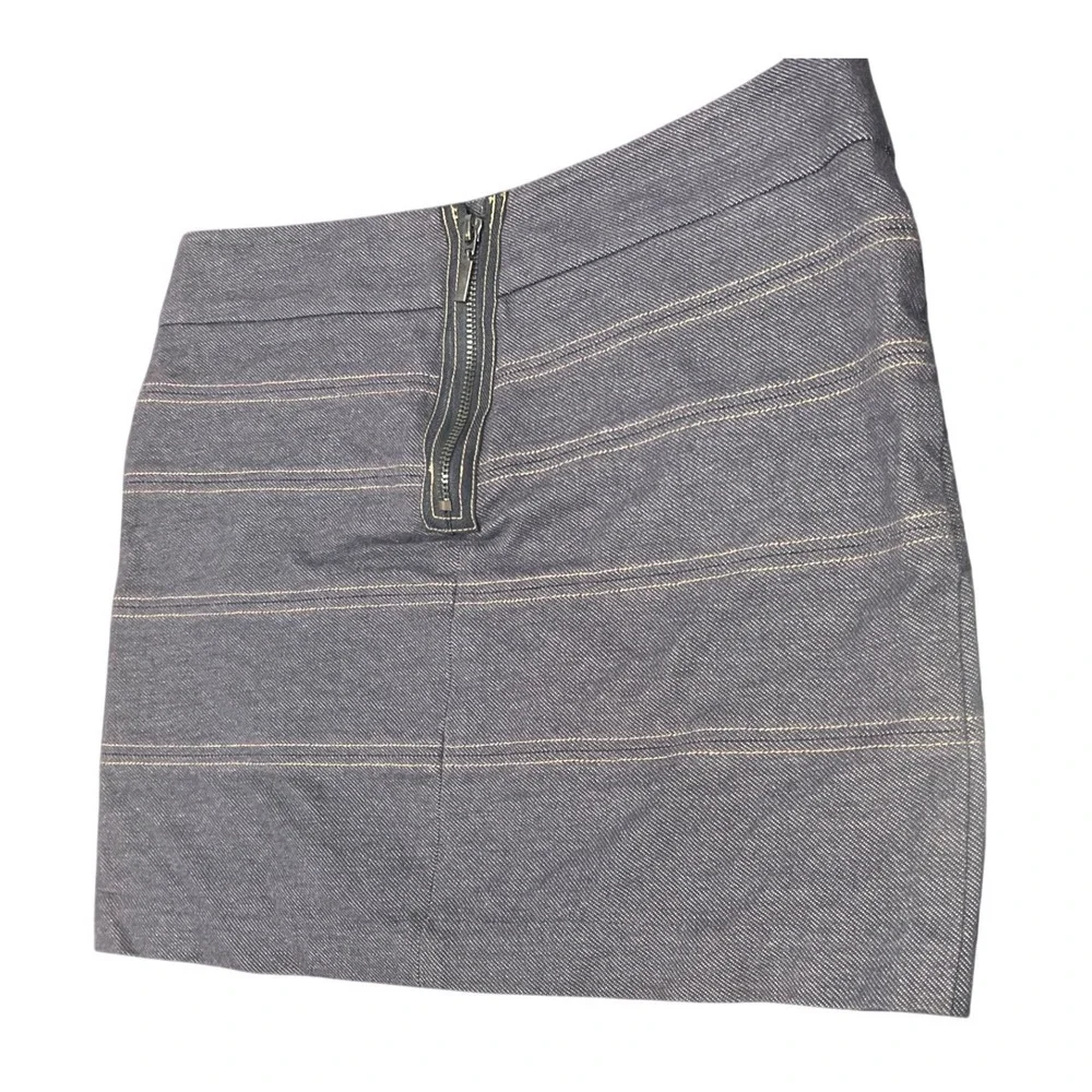 BCBGeneration Denim Mini Skirt Dark Wash Pinstripe Zipper‎ Detail Size 6